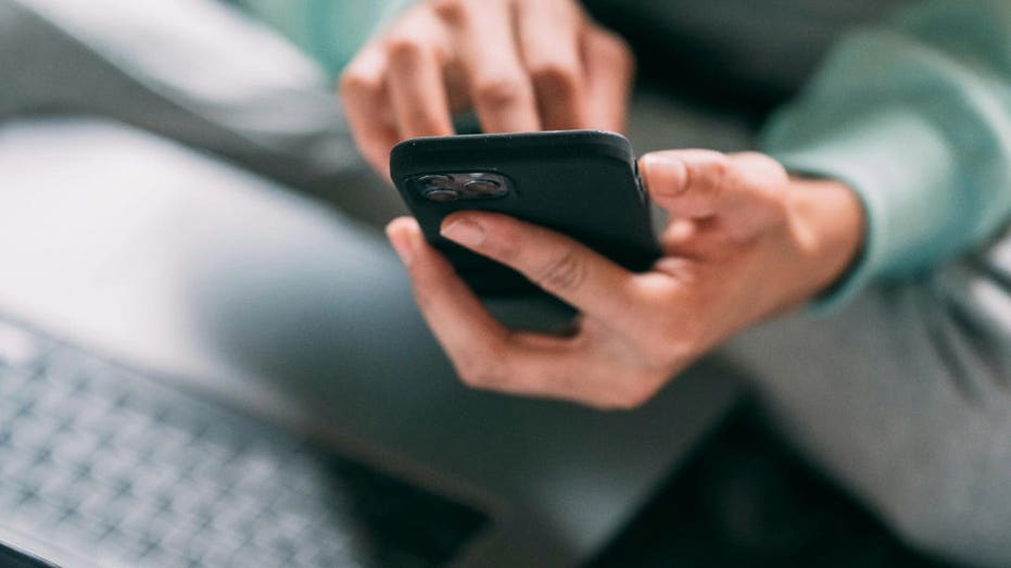 Ever had an email disappear? This is what to do on your Phone to fix it Education Guide